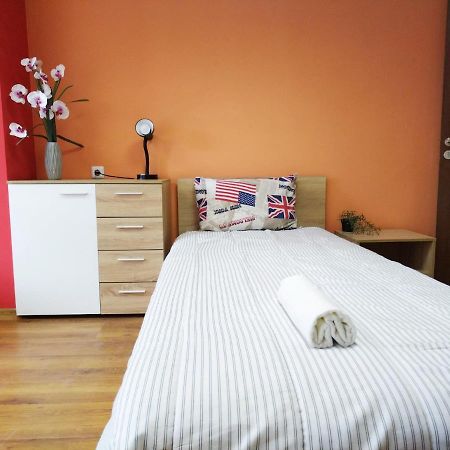 Roma Hostel Βάρνα Εξωτερικό φωτογραφία