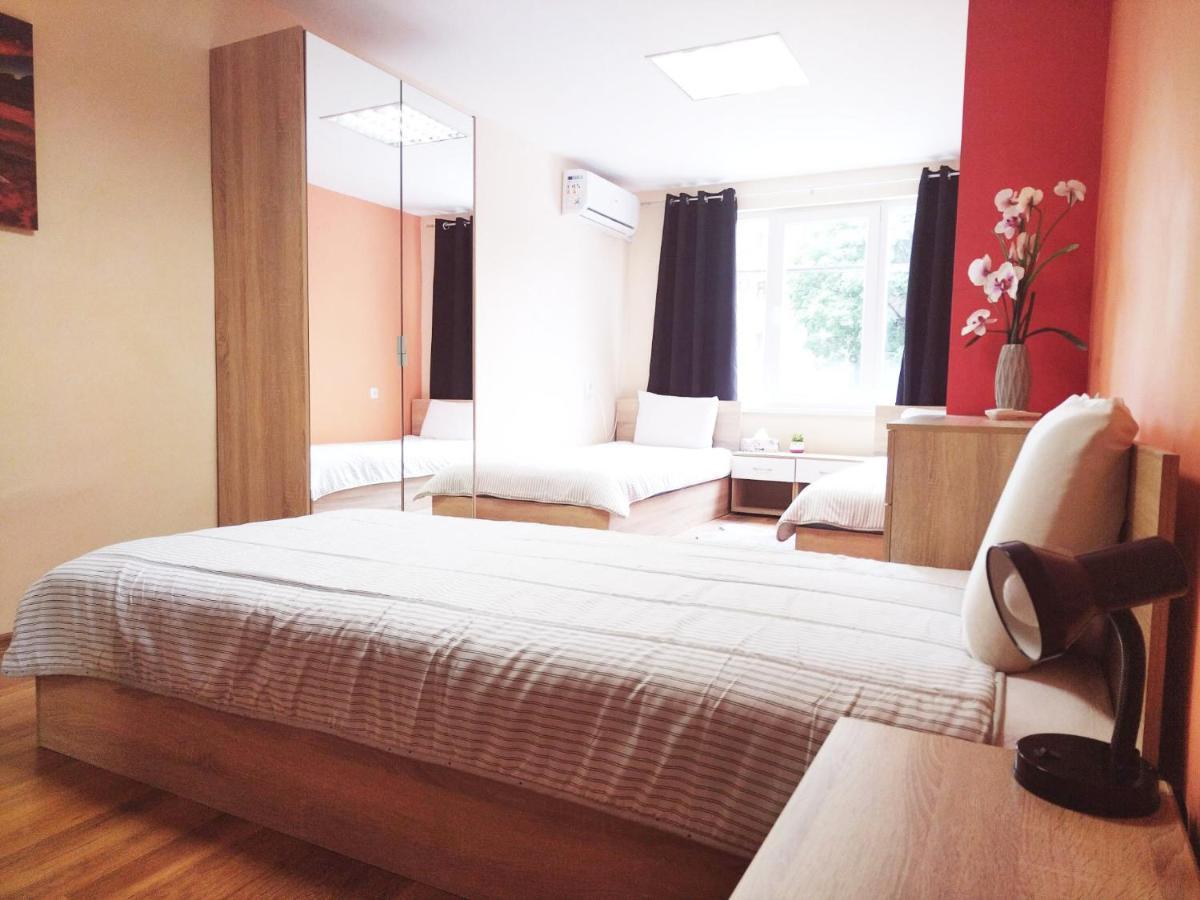 Roma Hostel Βάρνα Εξωτερικό φωτογραφία