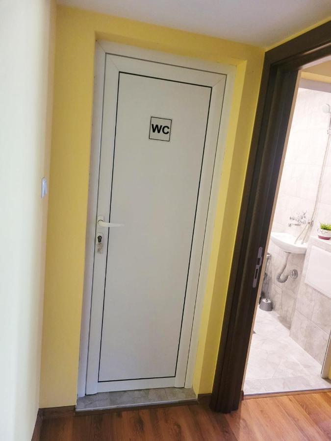 Roma Hostel Βάρνα Εξωτερικό φωτογραφία