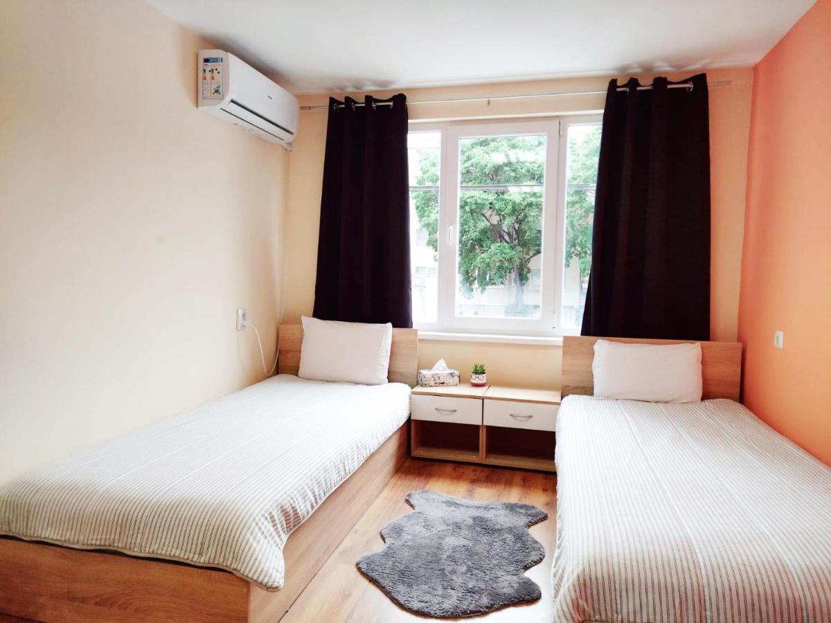 Roma Hostel Βάρνα Εξωτερικό φωτογραφία