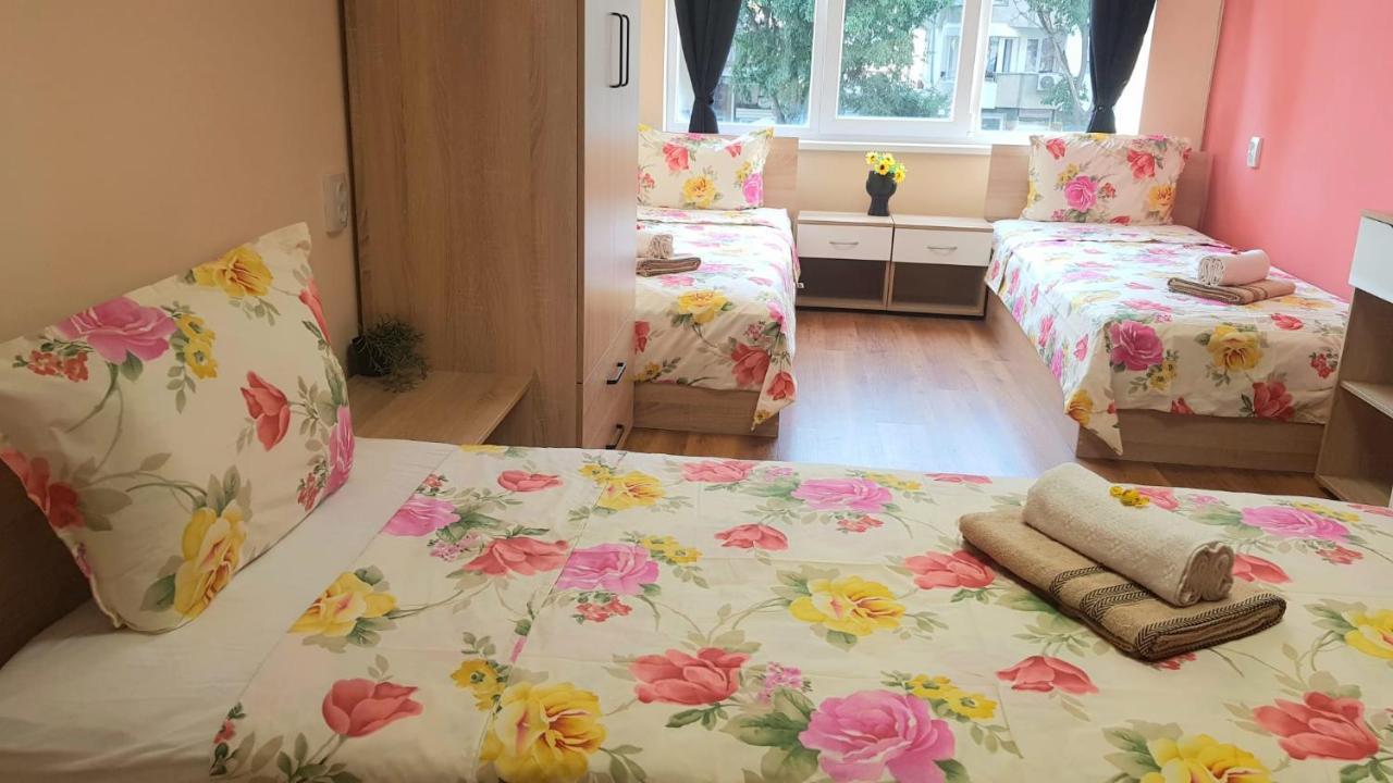 Roma Hostel Βάρνα Εξωτερικό φωτογραφία