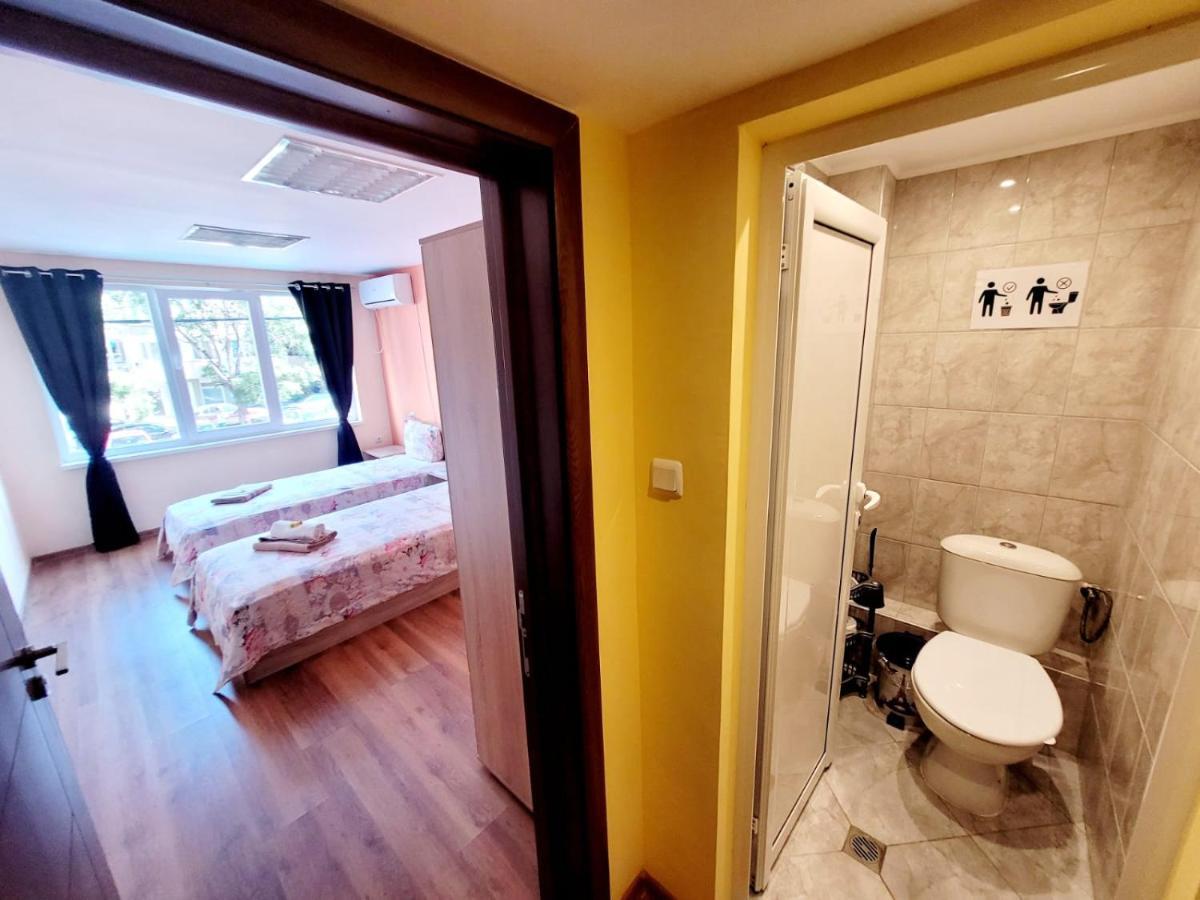 Roma Hostel Βάρνα Εξωτερικό φωτογραφία