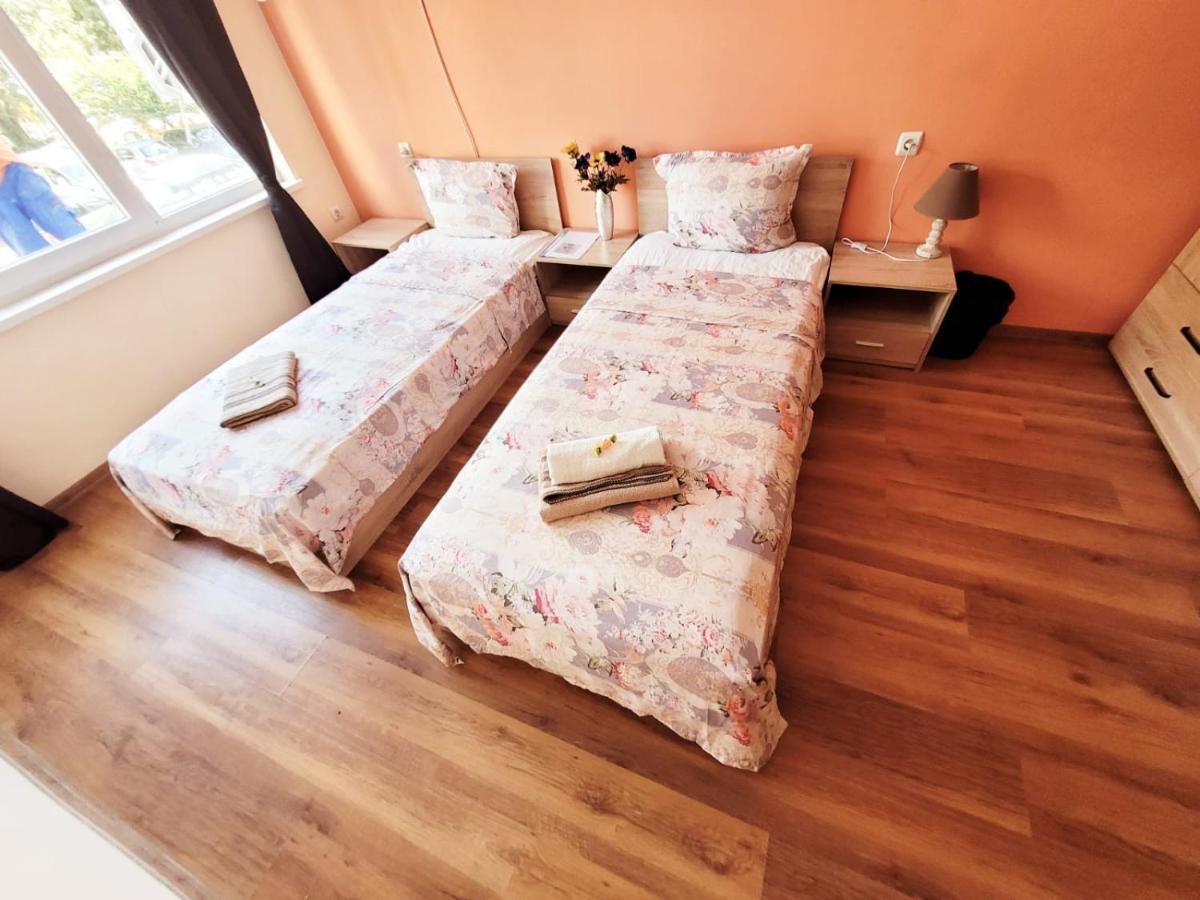 Roma Hostel Βάρνα Εξωτερικό φωτογραφία