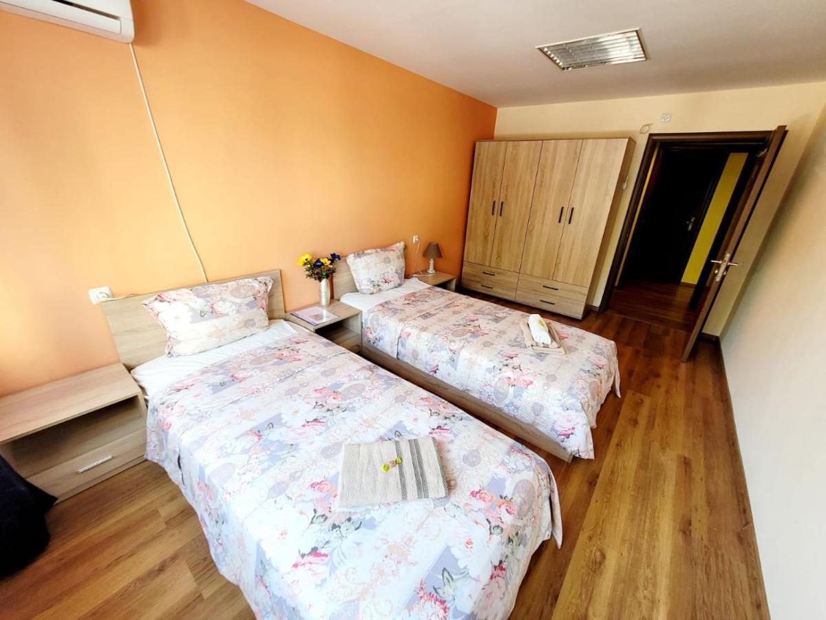 Roma Hostel Βάρνα Εξωτερικό φωτογραφία